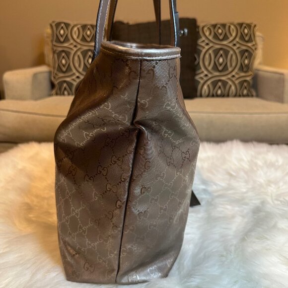 Authentic Gucci Imprime GG Monogram Large Zippered Shopping Tote Bag - Picture 4 of 14